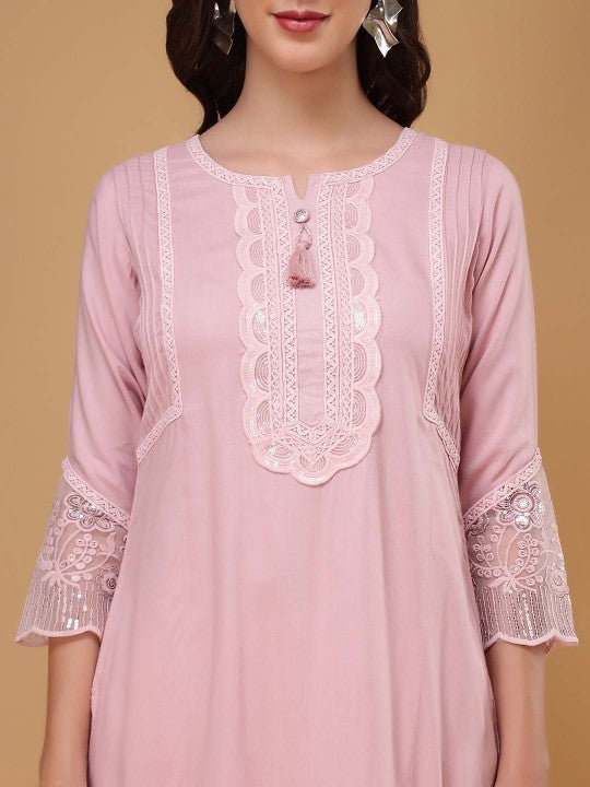Embroidered Thread Work Liva Pakistani Style Kurta With Trousers & Dupatta